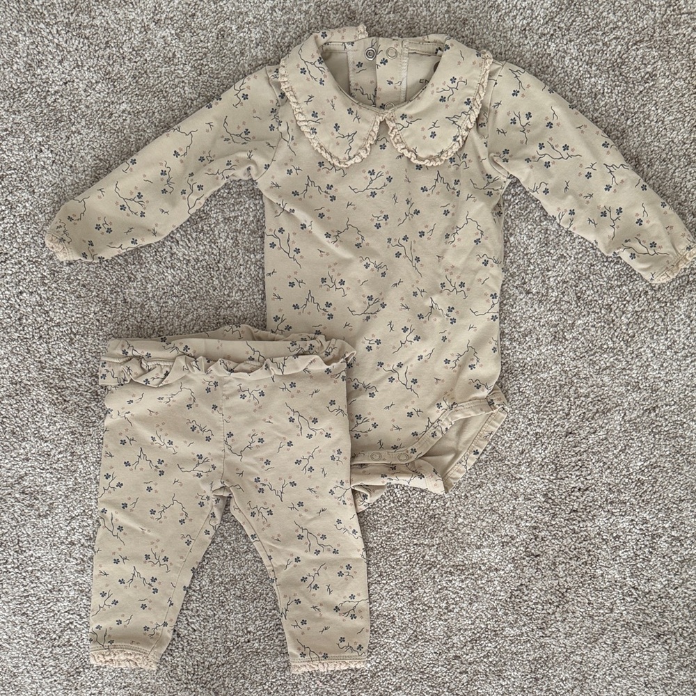 Floral Beige Baby Outfit Set